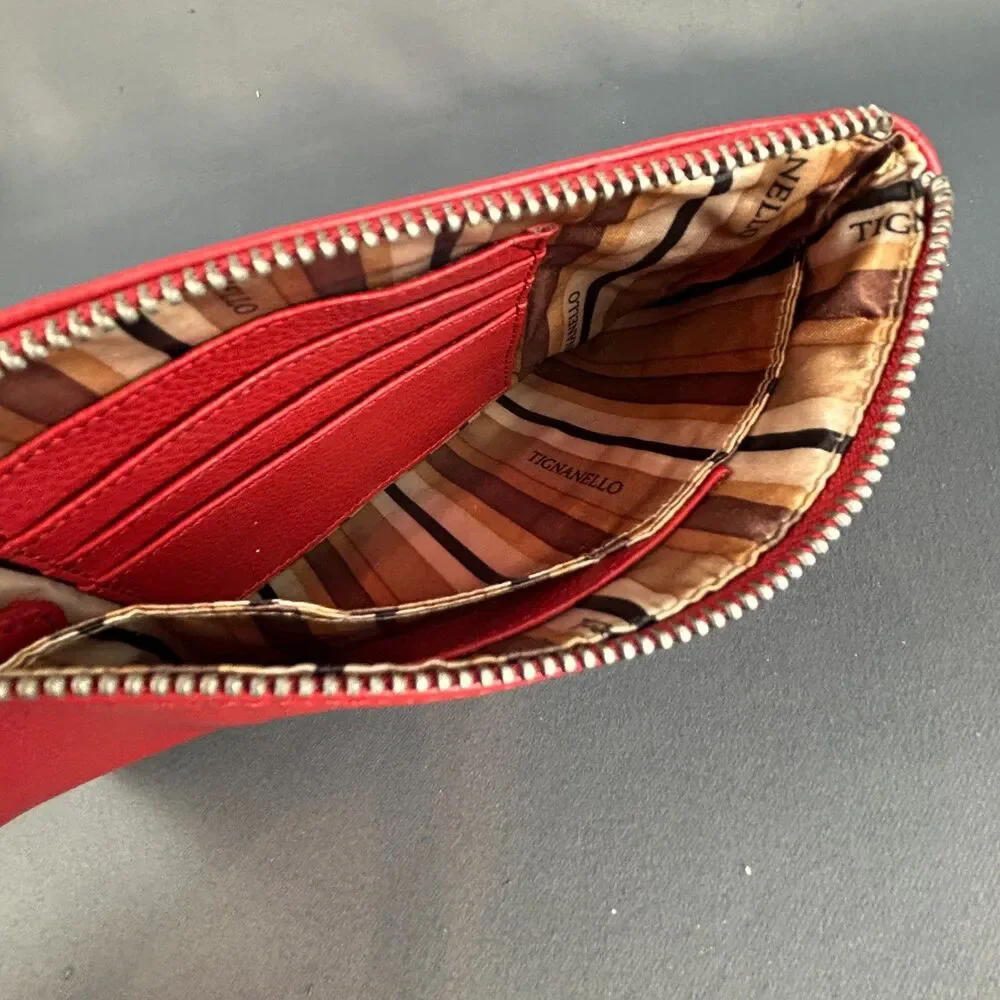Tignanello Red Leather Zipper Detail Wristlet 5 X 8